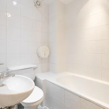 Amber Residence Hotel-Suites London Room photo