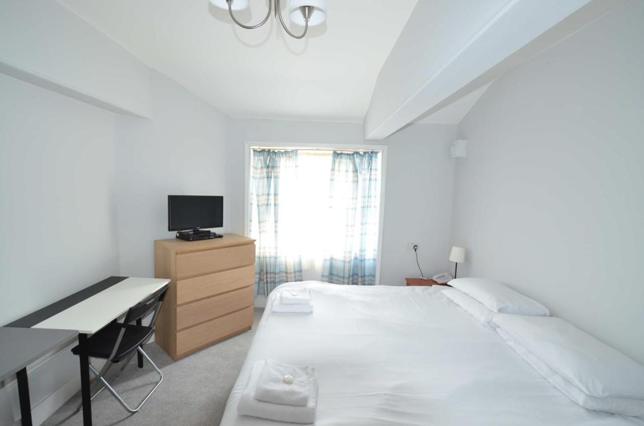 Amber Hotel-suites 3* Londra